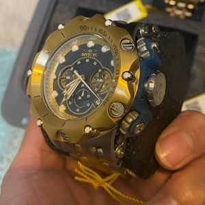 Venom hybrids New Invicta Watch